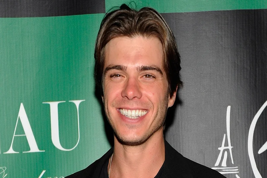 Matthew Lawrence Net Worth
